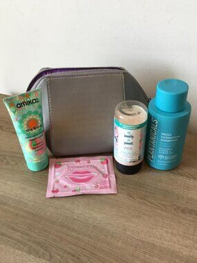 5 Pc. Hair Care Bundle - Shampoo, Conditioner, Repair Mask, Lip Mask in Zip Case